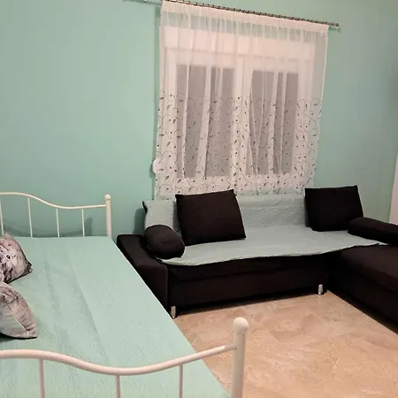 Aggeliki Lägenhet